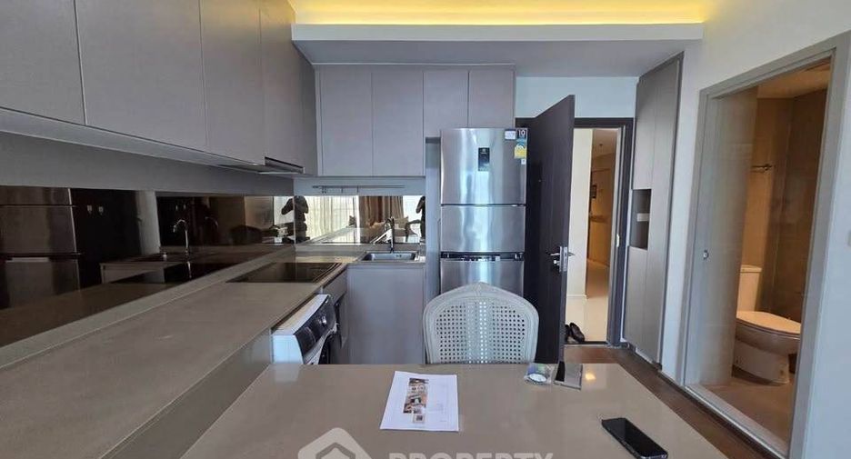 For rent 2 ベッドルーム condo in Phra Khanong, Bangkok