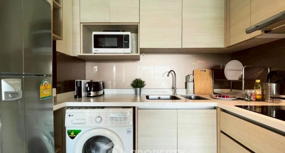 Condo en alquiler de 2 habitaciones en Watthana, Bangkok