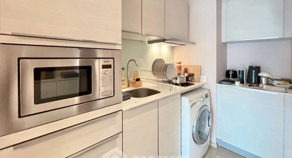 For rent 1 bed condo in Watthana, Bangkok