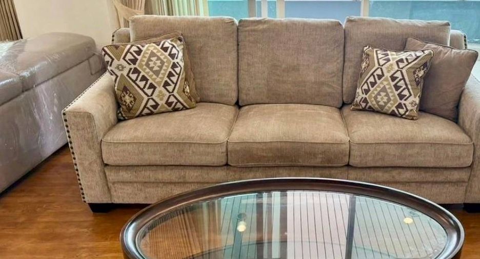 For rent 3 bedrooms condo in Bang Kho Laem, Bangkok