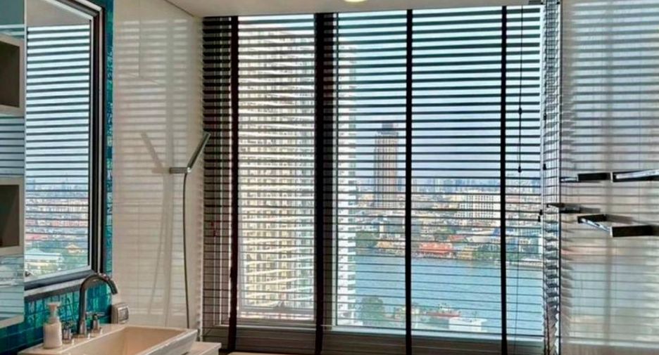 For rent 3 bedrooms condo in Bang Kho Laem, Bangkok