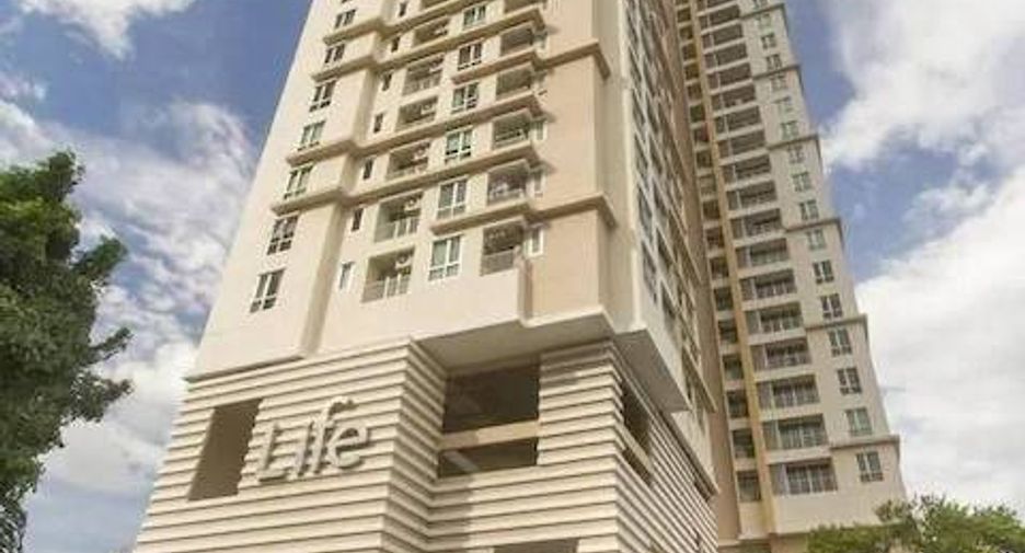 Condo en alquiler de 1 habitaciones en Phra Khanong, Bangkok