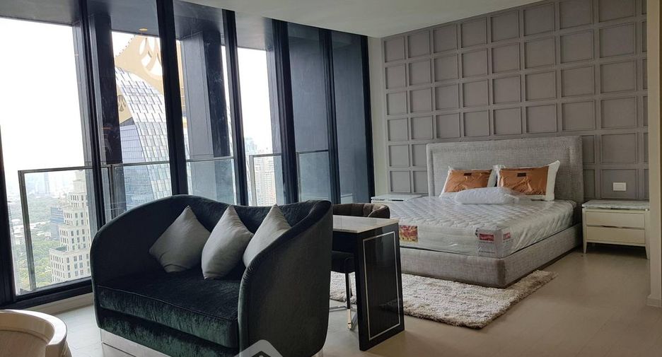 For rent 3 bedrooms condo in Pathum Wan, Bangkok