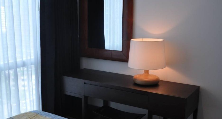 For rent 2 bedrooms condo in Pathum Wan, Bangkok