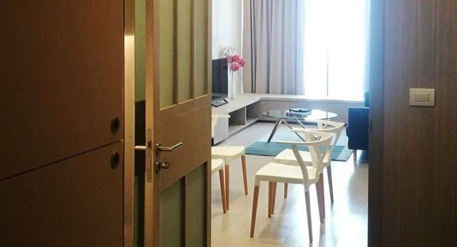 Wohnung zur Miete mit 1 Zimmer in Pathum Wan, Bangkok