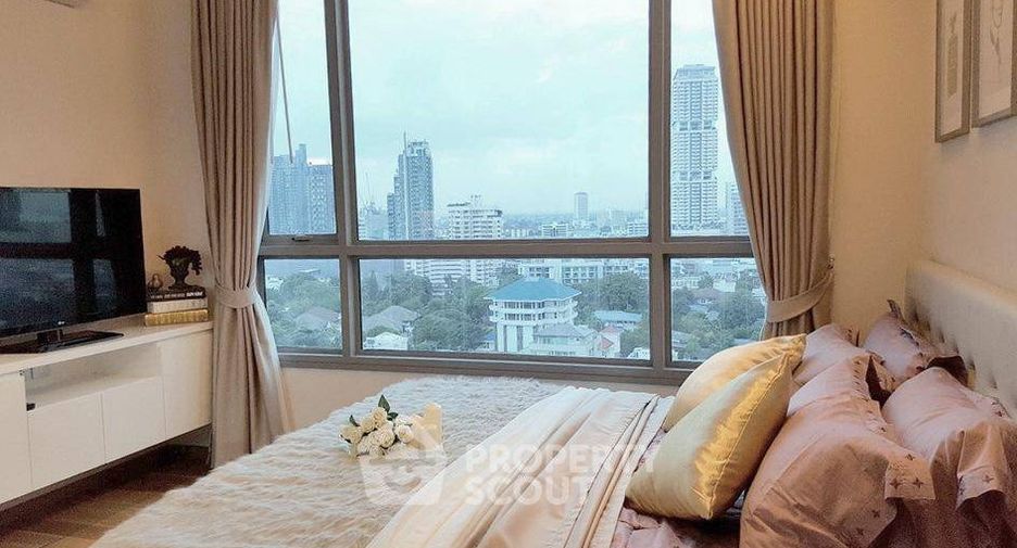For rent 2 bedrooms condo in Watthana, Bangkok