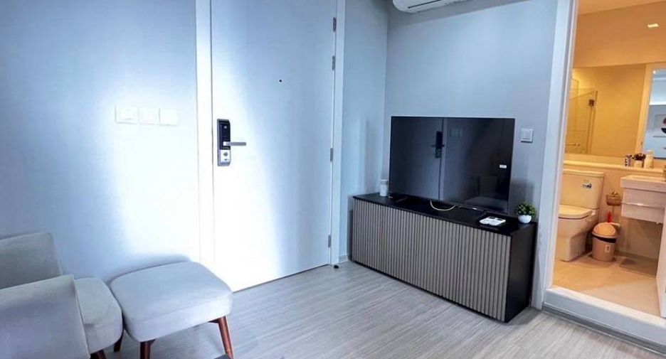 For rent 1 bed condo in Huai Khwang, Bangkok