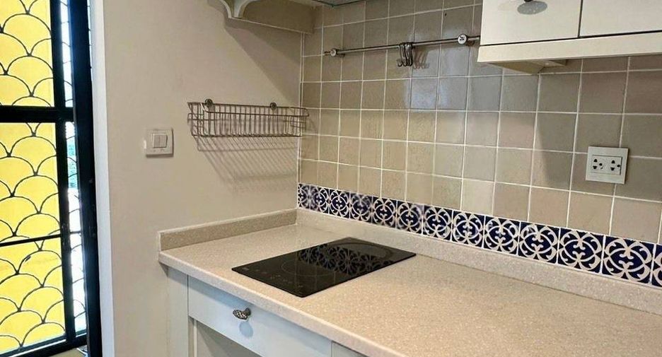 For rent 2 ベッドルーム condo in Phaya Thai, Bangkok