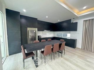 Haus zur Miete mit 4 Zimmer in Bang Lamung, Chonburi