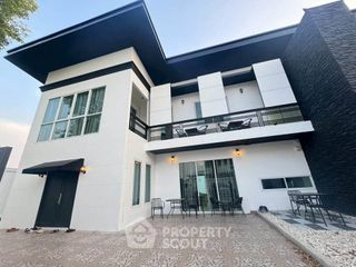 Haus zur Miete mit 4 Zimmer in Bang Lamung, Chonburi