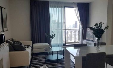 Condo en alquiler de 2 habitaciones en Khlong Toei, Bangkok