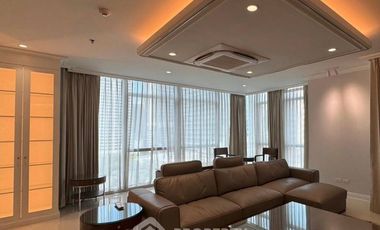 Wohnung zur Miete mit 3 Zimmer in Pathum Wan, Bangkok