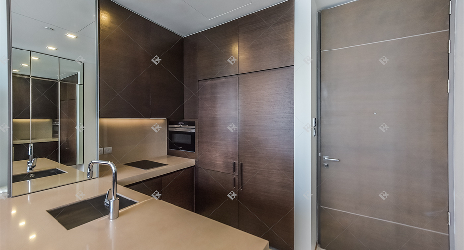 For sale 1 bed condo in Sathon, Bangkok