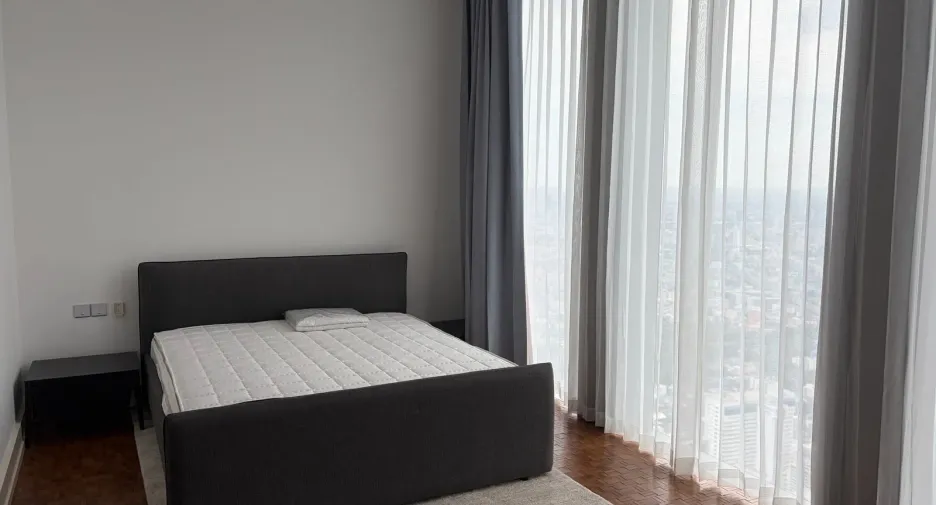 For rent 3 bedrooms condo in Sathon, Bangkok