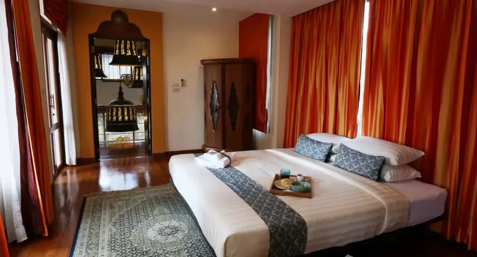 Villa zum Kauf und zur Miete mit 6 Zimmer in East Pattaya, Pattaya