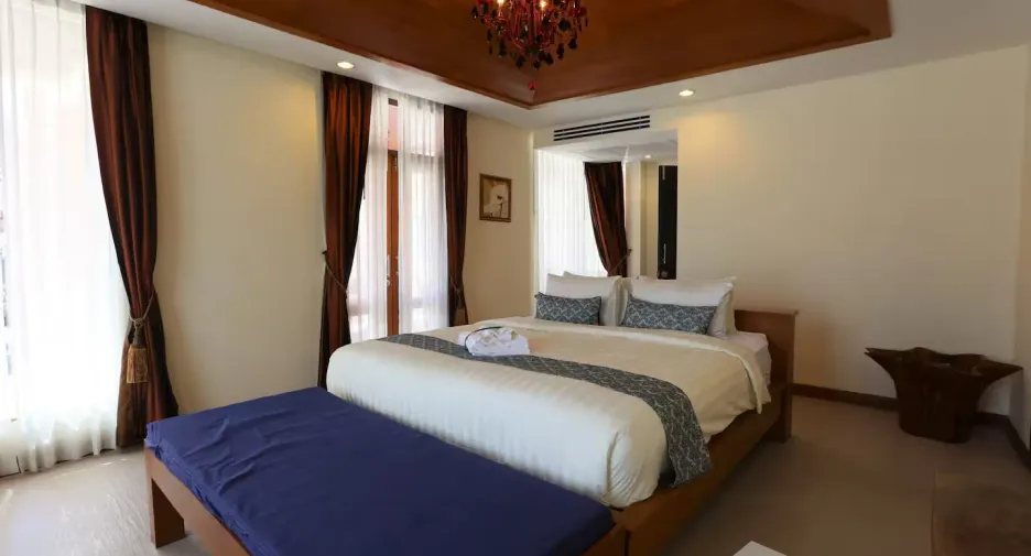 Villa zum Kauf und zur Miete mit 6 Zimmer in East Pattaya, Pattaya
