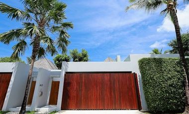 Villa zum Kauf mit 4 Zimmer in Thalang, Phuket