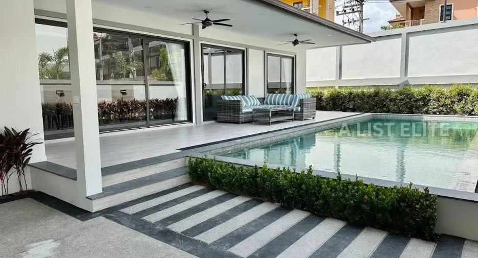 ให้เช่า 4 ห้องนอน บ้านเดี่ยว ใน พัทยาใต้, พัทยา