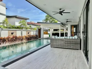 出租 4 卧室 独立屋 在 Bang Lamung, Chon Buri