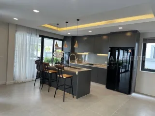 出租 4 卧室 独立屋 在 Bang Lamung, Chon Buri