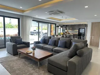出租 4 卧室 独立屋 在 Bang Lamung, Chon Buri