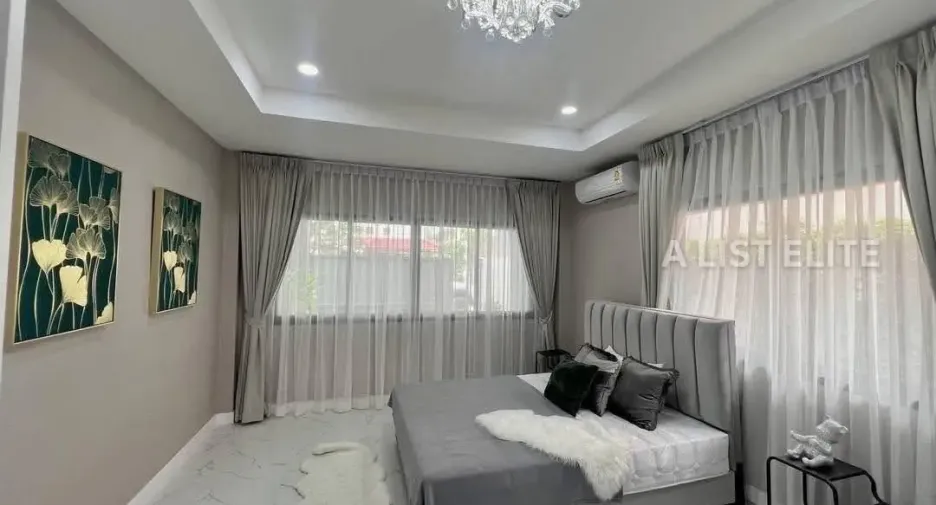 Casa en alquiler de 5 habitaciones en Jomtien, Pattaya