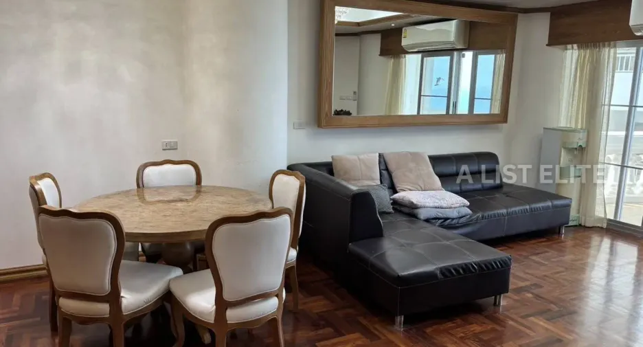 For sale 2 bedrooms condo in North Pattaya, Pattaya