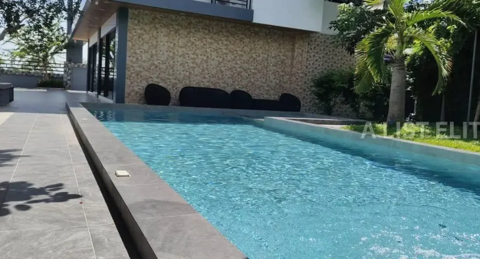 À vendre 6 chambres maison à East Pattaya, Pattaya