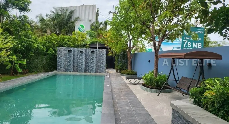 For rent 6 bedrooms house in East Pattaya, Pattaya