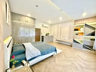 Haus zur Miete mit 6 Zimmer in Bang Lamung, Chonburi