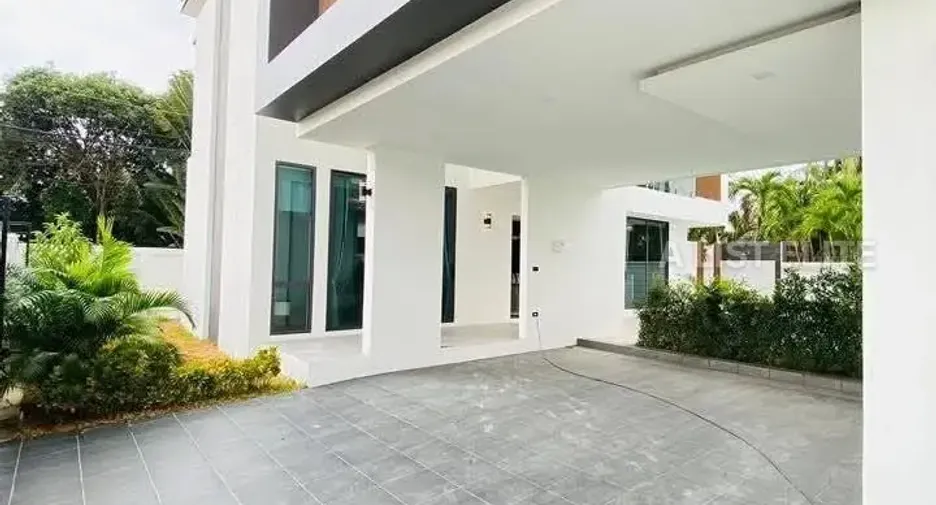 À vendre 3 chambres maison à East Pattaya, Pattaya