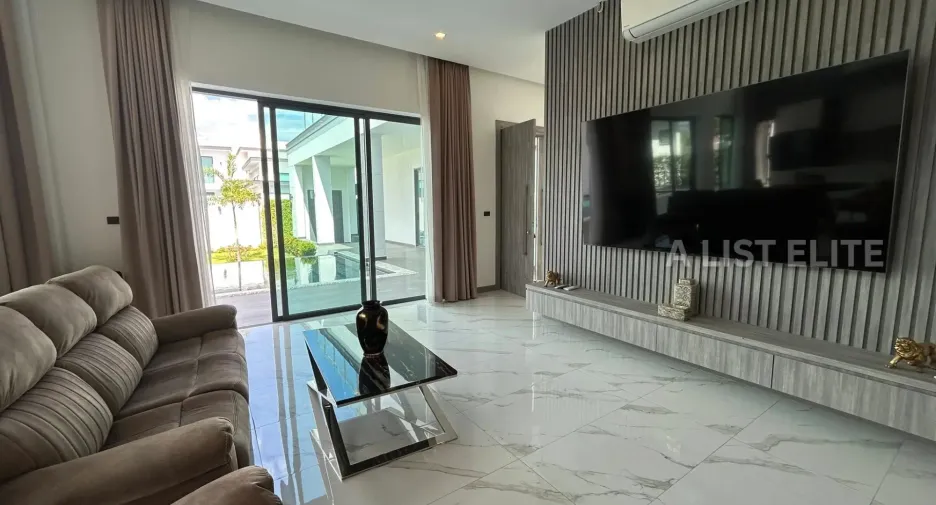 À vendre 5 chambres maison à East Pattaya, Pattaya