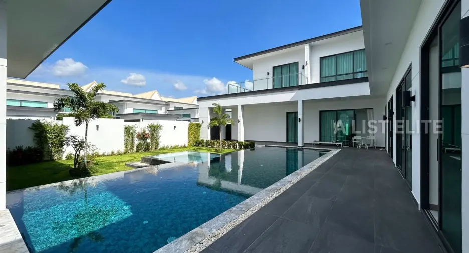 À vendre 5 chambres maison à East Pattaya, Pattaya