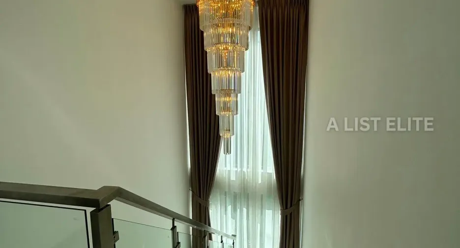 À vendre 5 chambres maison à East Pattaya, Pattaya