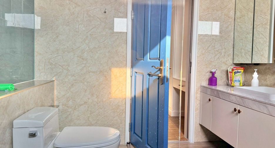 For sale 3 ベッドルーム house in East Pattaya, Pattaya
