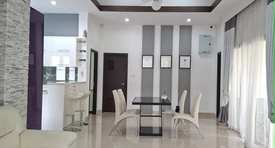 For sale 2 ベッドルーム villa in Huay Yai, Pattaya