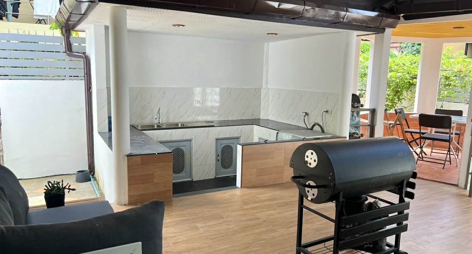 出售 和 出租 4 卧室 独立屋 在 Phuket Town, 普吉