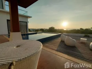 For rent 3 bedrooms villa in Mueang Krabi, Krabi