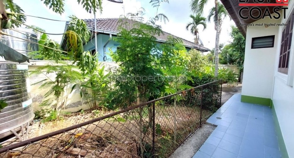 For rent 5 bedrooms house in East Pattaya, Pattaya