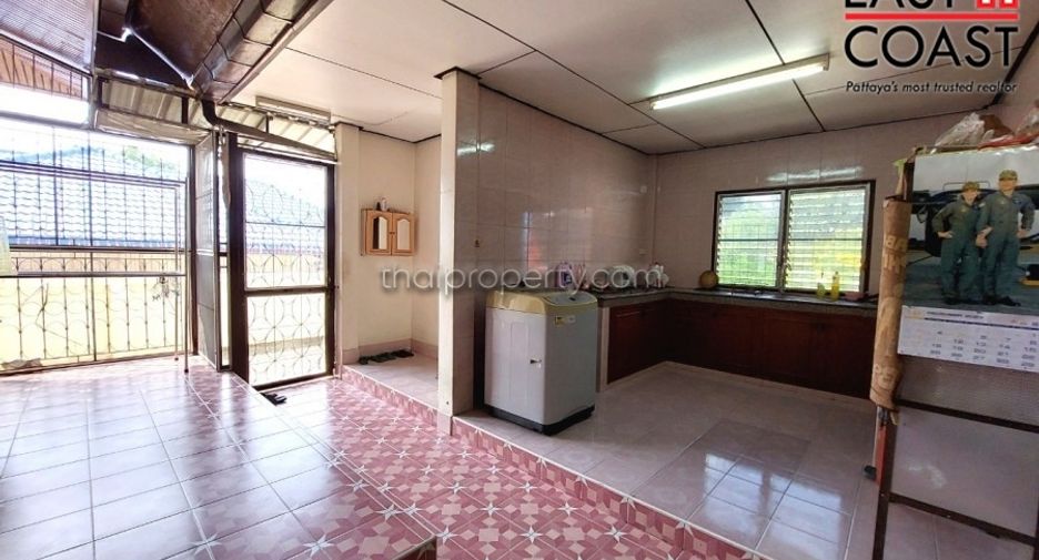 For rent 5 bedrooms house in East Pattaya, Pattaya