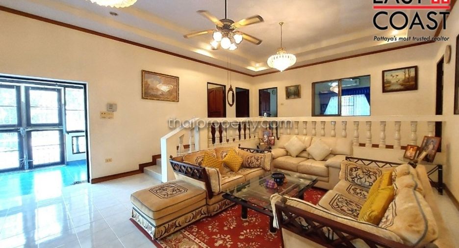 For rent 5 bedrooms house in East Pattaya, Pattaya