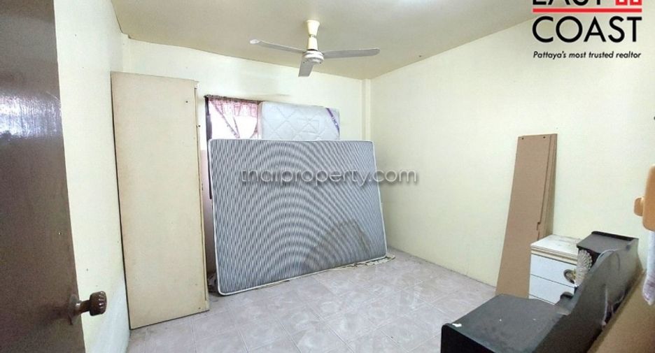 For rent 5 bedrooms house in East Pattaya, Pattaya