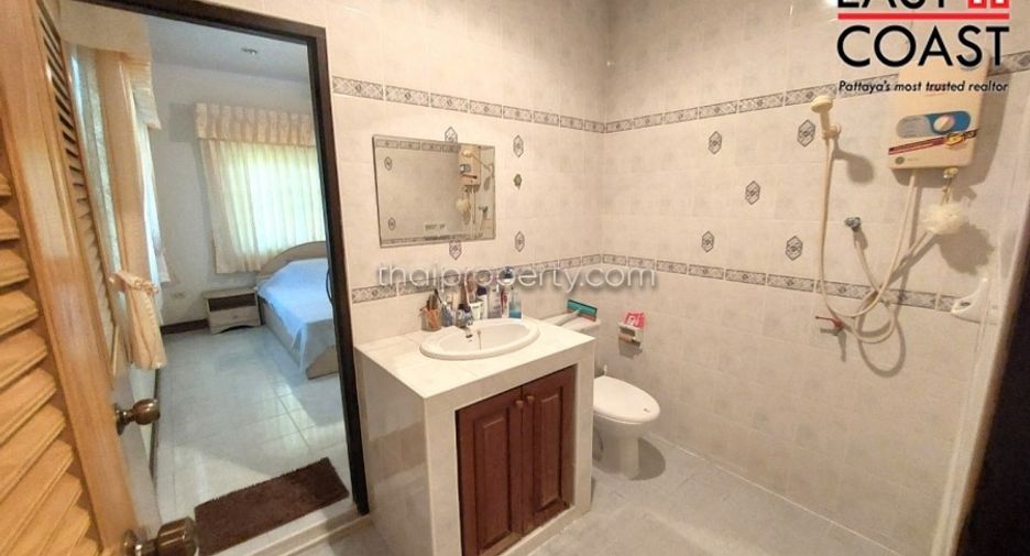 For rent 5 bedrooms house in East Pattaya, Pattaya