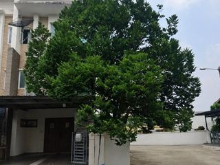 出售 4 卧室 独立屋 在 Bang Kapi, 曼谷