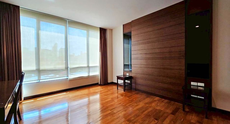 ให้เช่า 3 ห้องนอน คอนโด ใน วัฒนา, กรุงเทพฯ