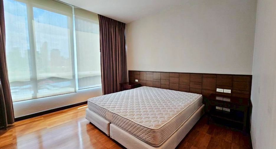 ให้เช่า 3 ห้องนอน คอนโด ใน วัฒนา, กรุงเทพฯ