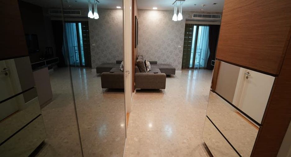 À louer 2 chambres condo à Khlong Toei, Bangkok