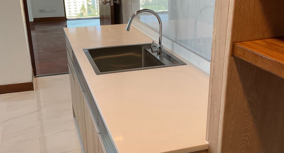 Wohnung zur Miete mit 1 Zimmer in Watthana, Bangkok