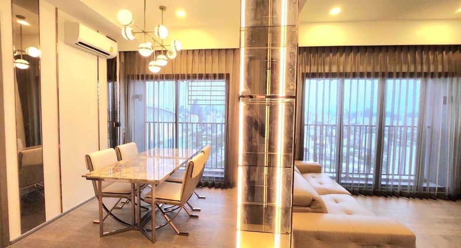 For rent 2 bedrooms condo in Watthana, Bangkok