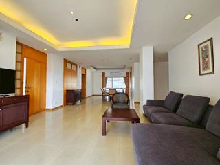 À louer 3 chambres condo à Sathon, Bangkok